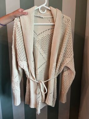Abercrombie Open-Knit Cardigan Sweater in Cream with tie- like new